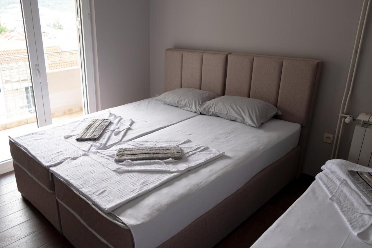 Guest House Mrvaljevic Будва Екстериор снимка