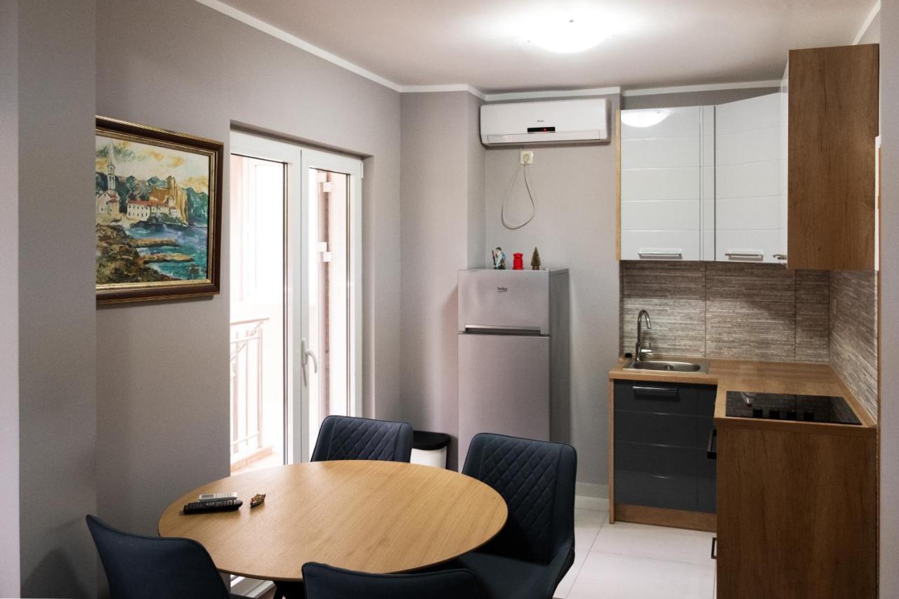 Guest House Mrvaljevic Будва Екстериор снимка