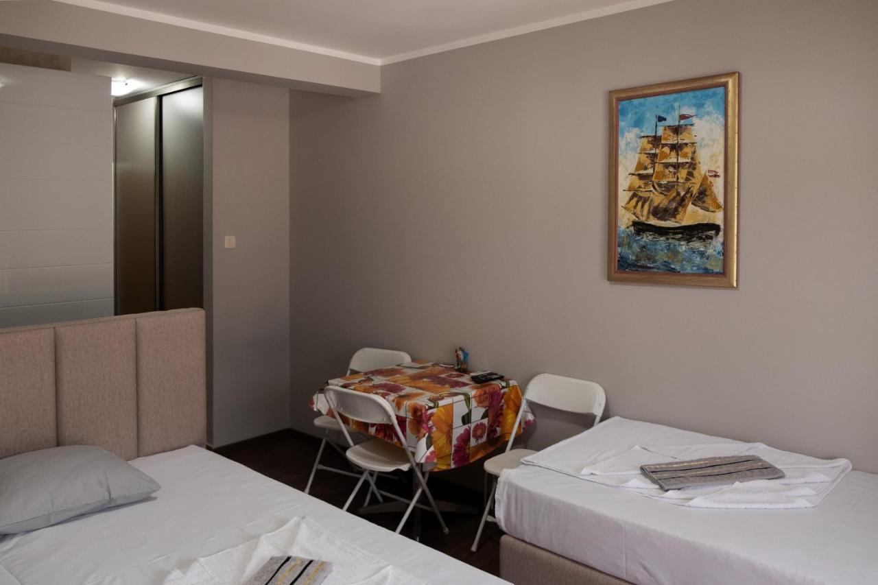 Guest House Mrvaljevic Будва Екстериор снимка