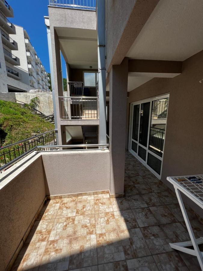 Guest House Mrvaljevic Будва Екстериор снимка