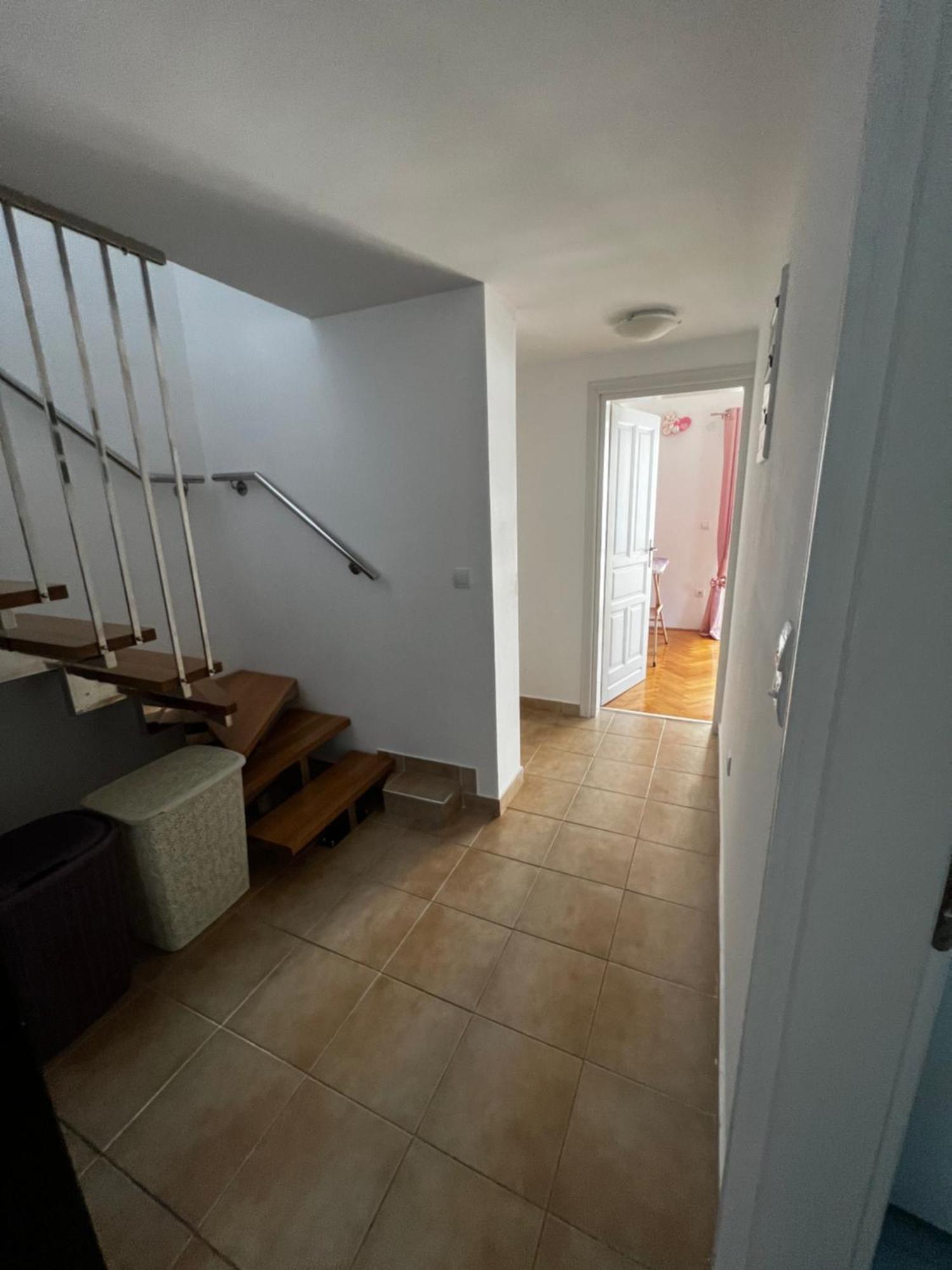 Guest House Mrvaljevic Будва Екстериор снимка