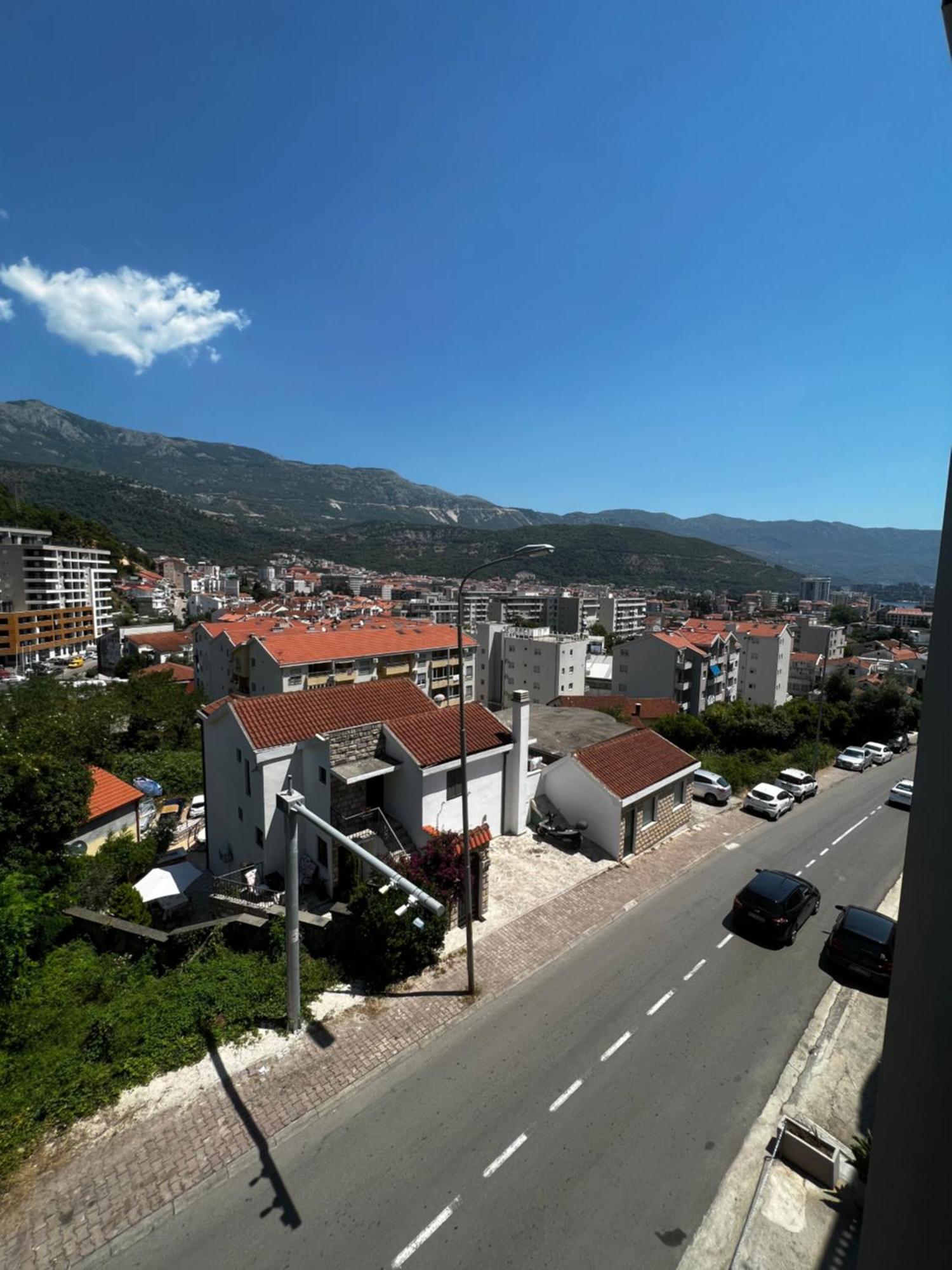 Guest House Mrvaljevic Будва Екстериор снимка