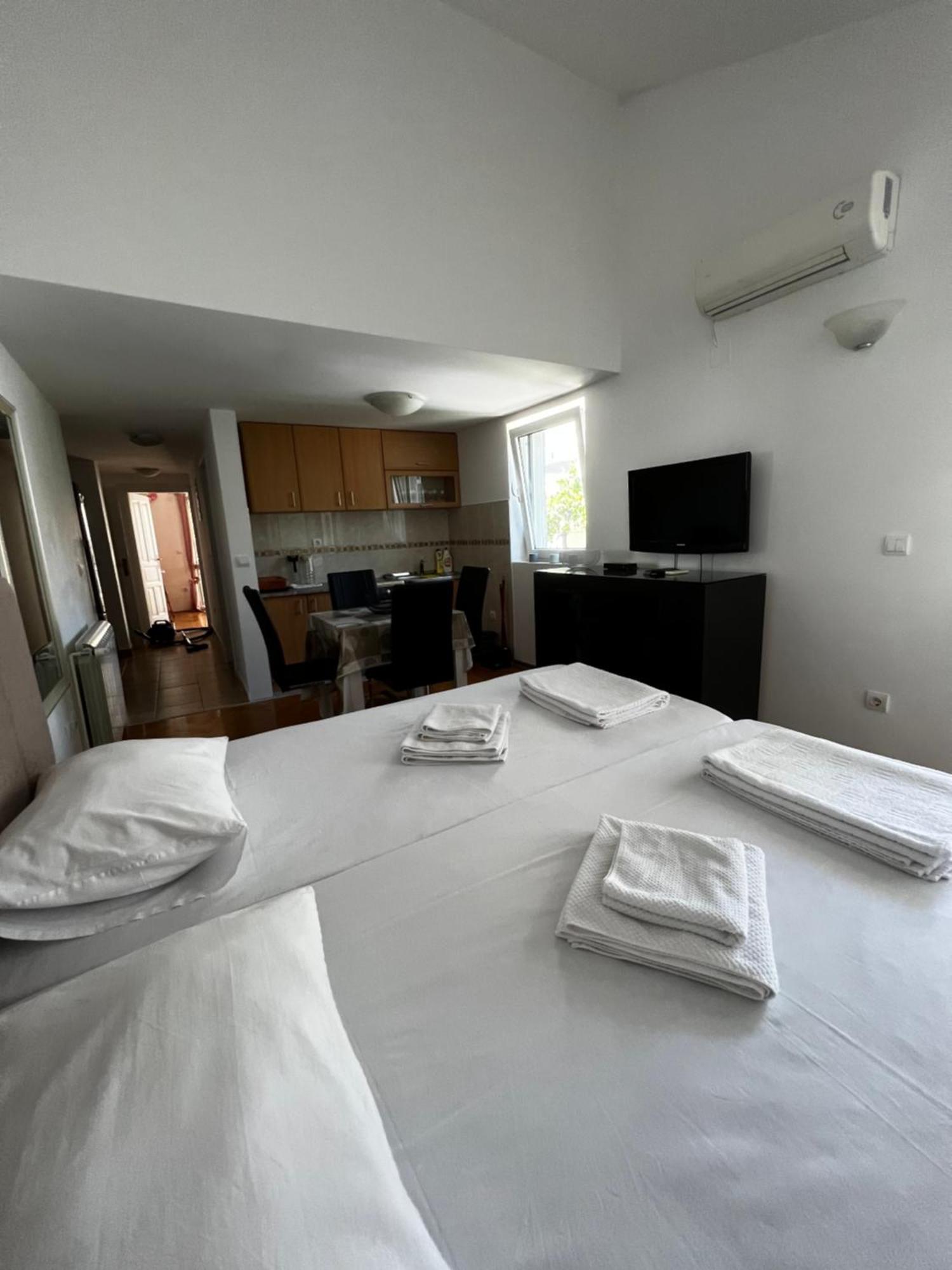 Guest House Mrvaljevic Будва Екстериор снимка