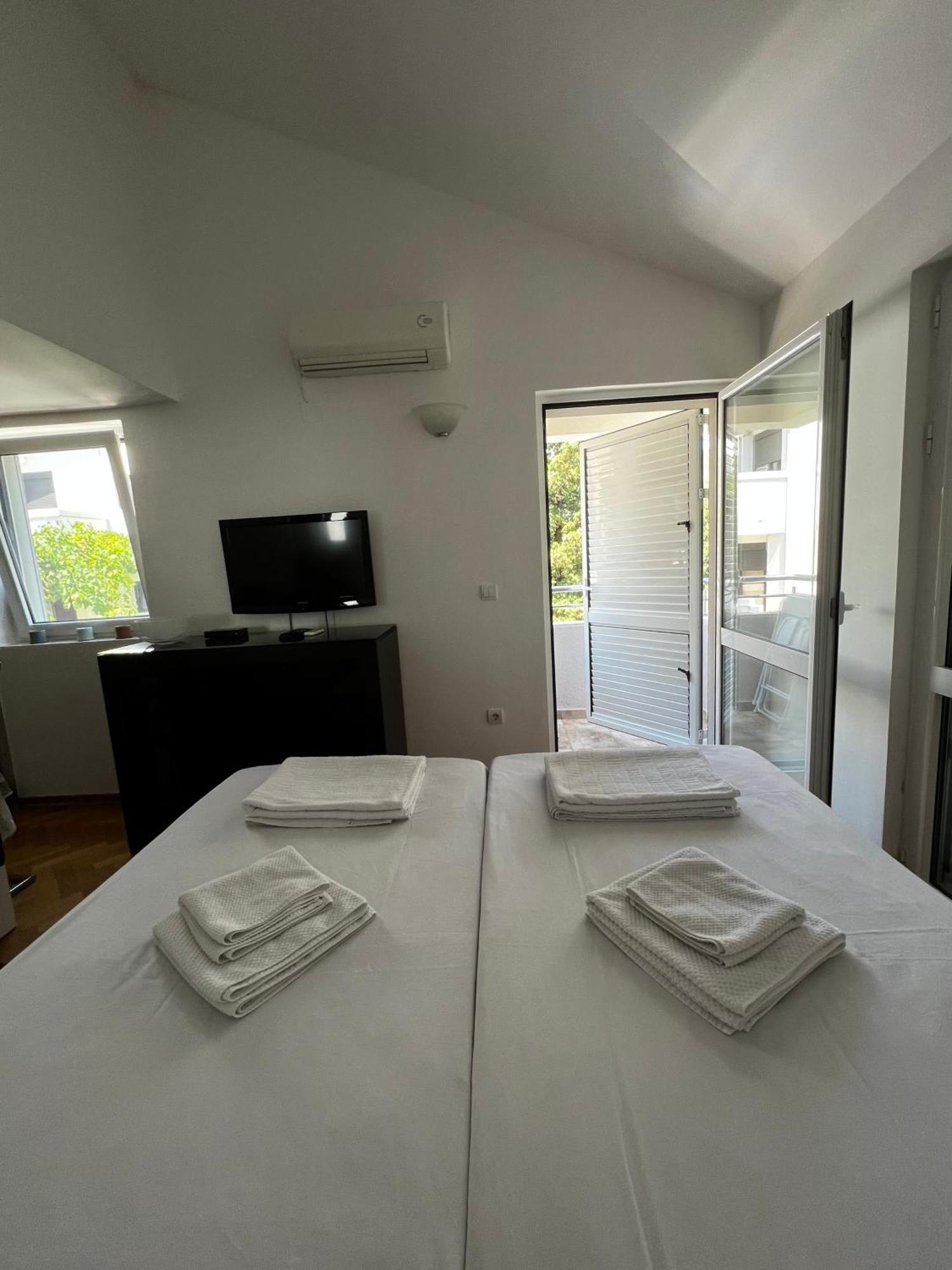 Guest House Mrvaljevic Будва Екстериор снимка