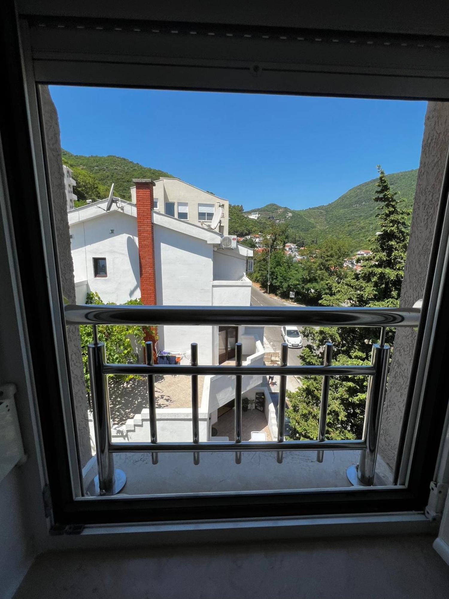 Guest House Mrvaljevic Будва Екстериор снимка