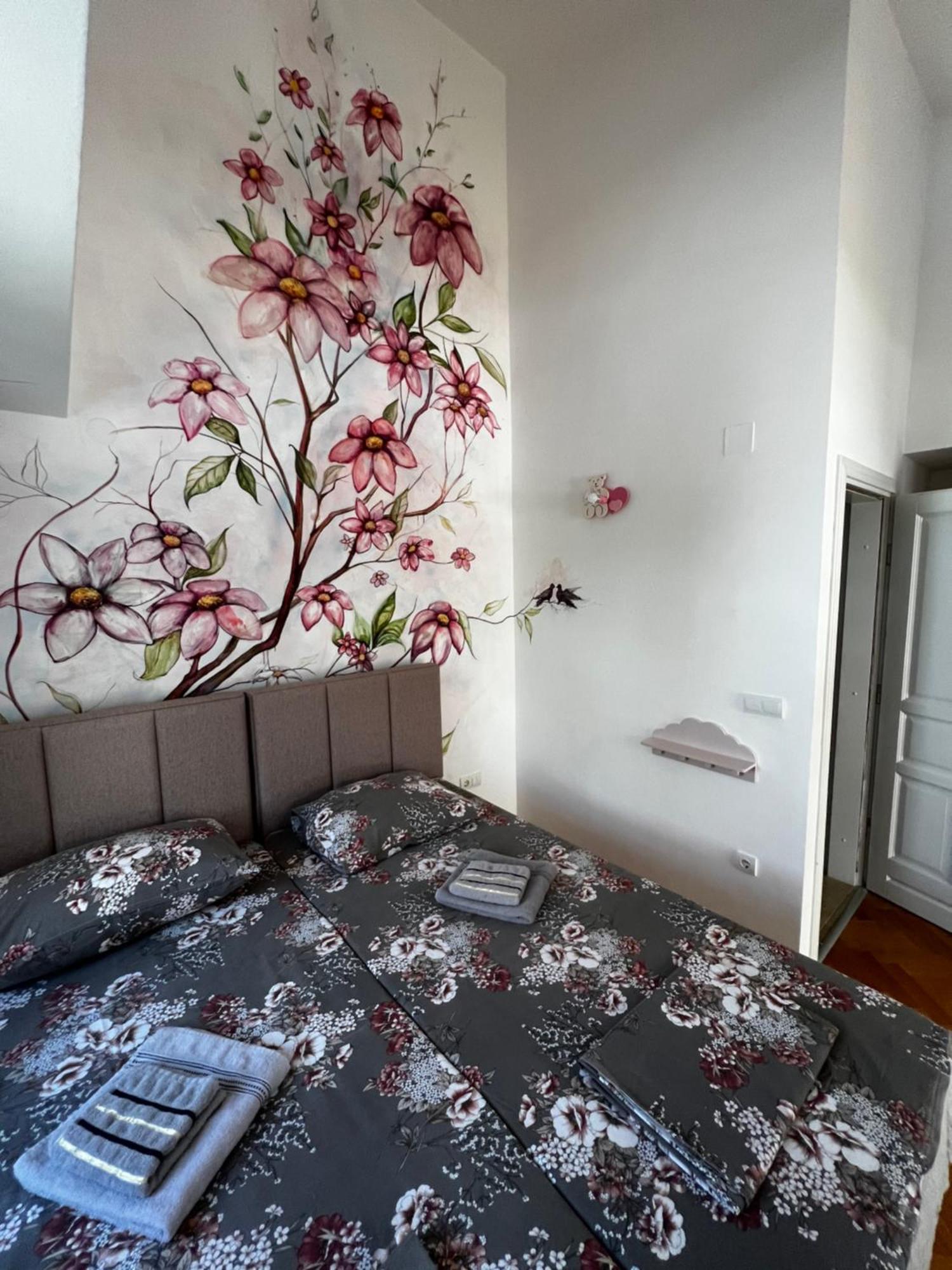 Guest House Mrvaljevic Будва Екстериор снимка